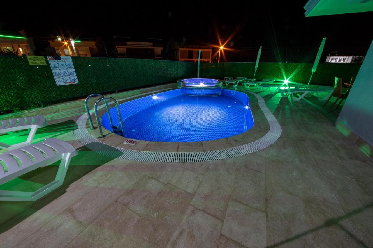 Huma Elite Hotel Antália Exterior foto